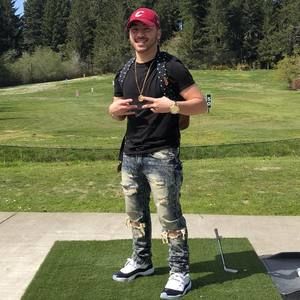 Meet your Posher, Keng